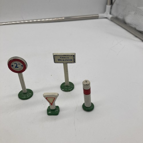 Panneaux signalisation quiralu - signalisation,